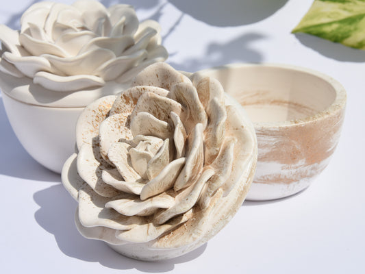 Portagioie | Contenitore  | Portacandela - coperchio a Rosa con motivo metallizzato